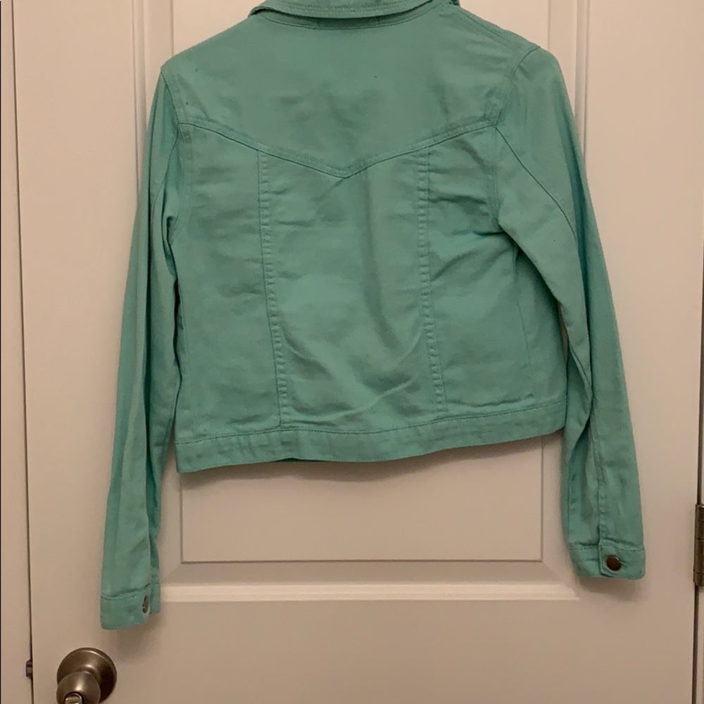 Cropped Denim Jacket - Picture 4 of 4